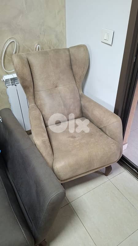 x2 Sofa Beds x2 Sofa Single Person (4 sofas) 1