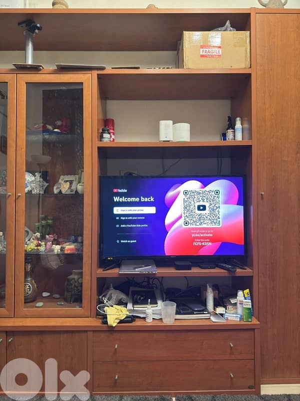 Wall Unit and Sofa 2