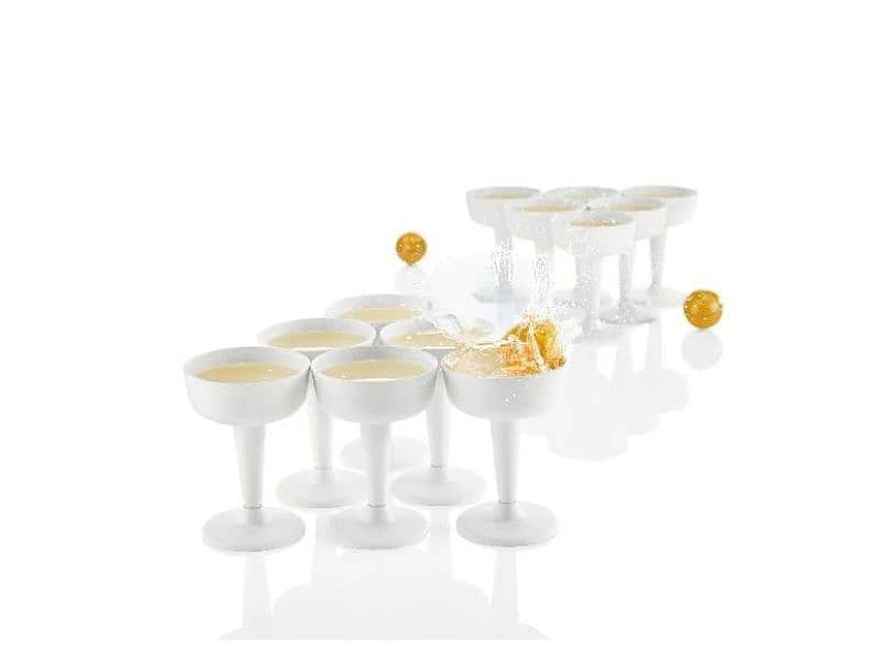 LIVARNO Home Prosecco Pong—an elegant twist on the classic party game. 0