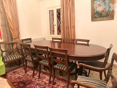 غرفة سفرة انكليزية