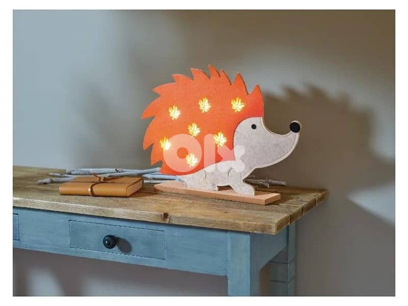 ديكور خريفي مضيء من LIVARNO Home بتصميم القنفذ، يضيف لمسة دافئة 0