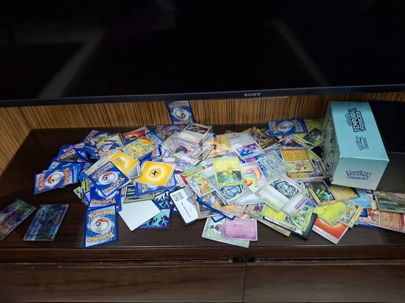 pockemon 200 cards 0