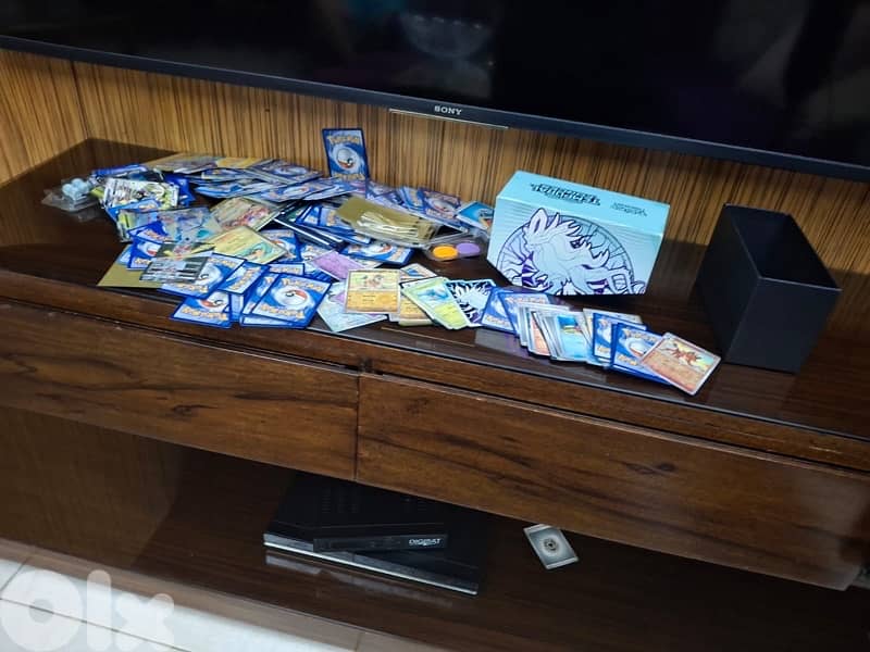 pockemon 200 cards 3