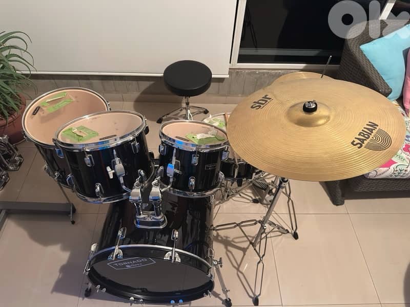 Drums sets and kits 1