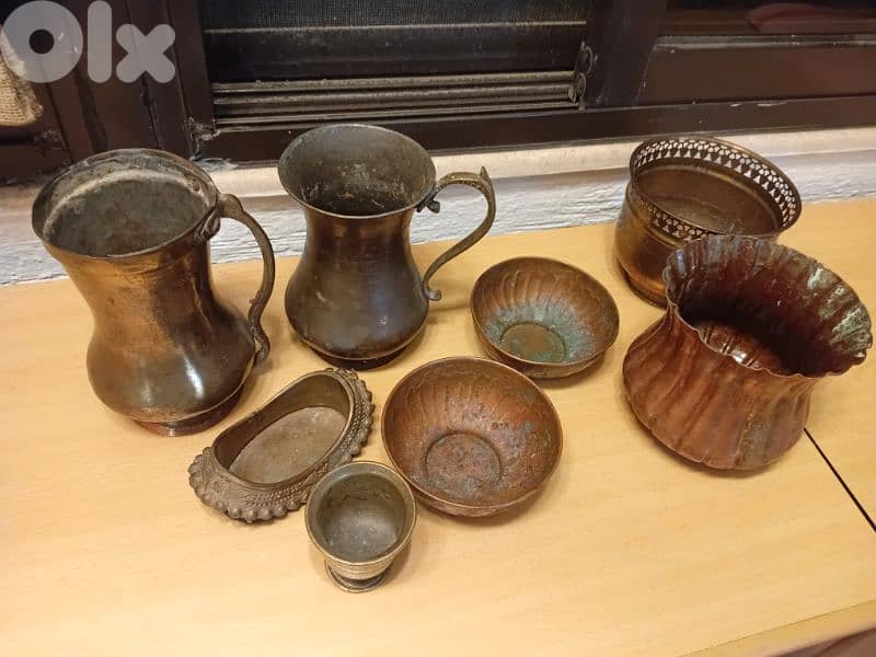 مجموعه نحاسيات قديمه جدا حوالي ٣ كيلو 0