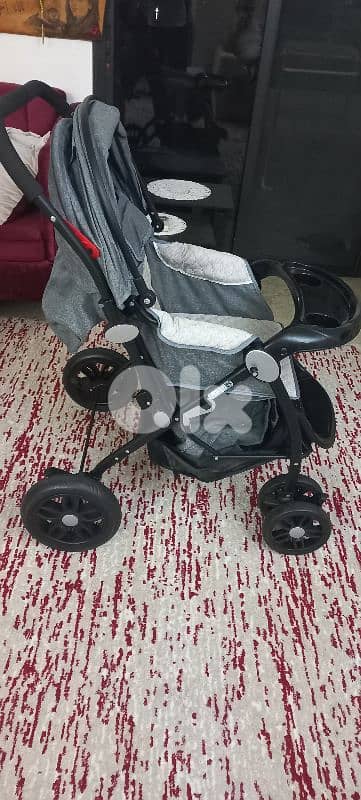 عرباية اطفال stroller بحالة جيدة جدا 2
