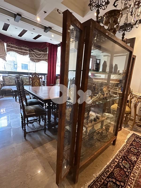 Czech Biedermeier Display Cabinet in Walnut and Spruce, 1830s 0