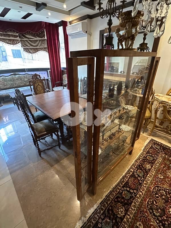 Czech Biedermeier Display Cabinet in Walnut and Spruce, 1830s 12