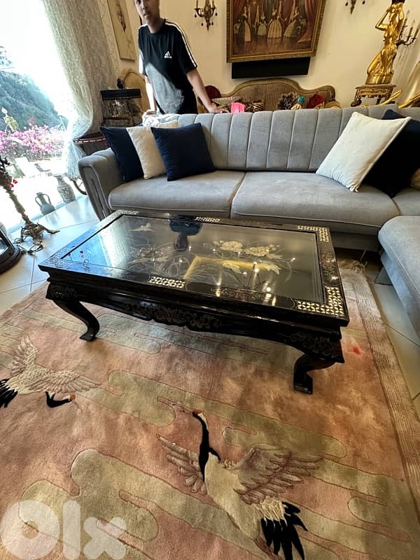 Oriental Coffee Table Lacquered in Black  with Stone 11