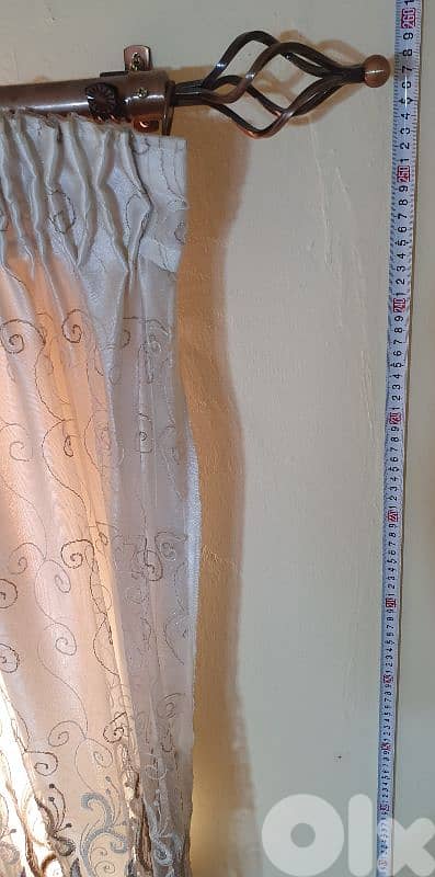 برداية  داخلي  مستعمل  نضيف  طول ٢٥٦  عرض ١٩٠ بيروت ٣٠ دولار  ٠٣٧٢٣٨٩٥ 8