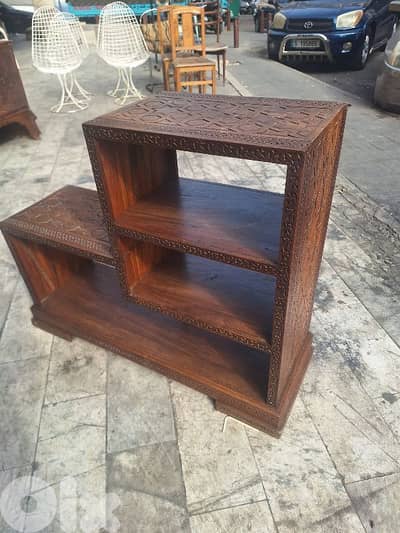 ايتاجير رفوف انتيك مميزة خشب جوز