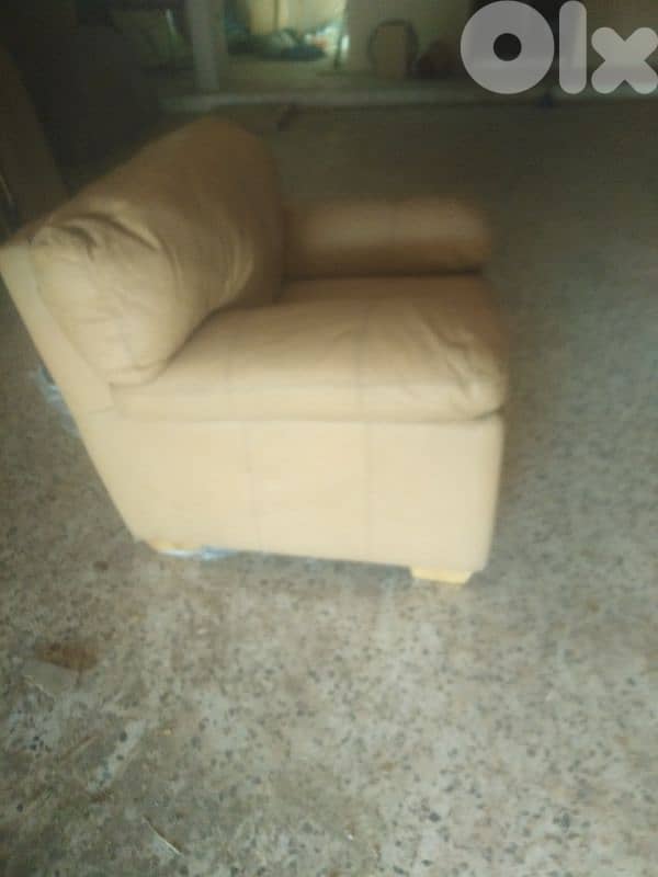 leather living room غرفة قعدة 8