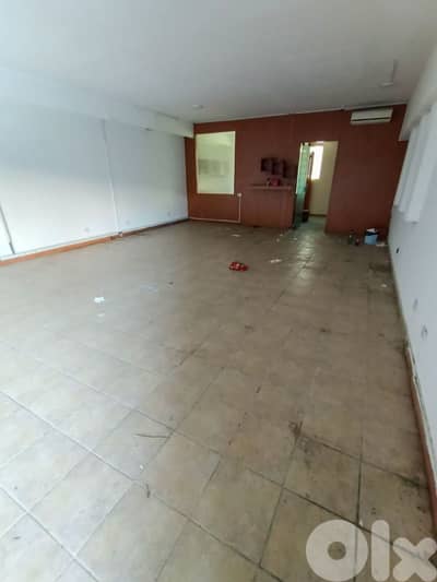 Prime location shop/office in Dekwaneh, Maten.