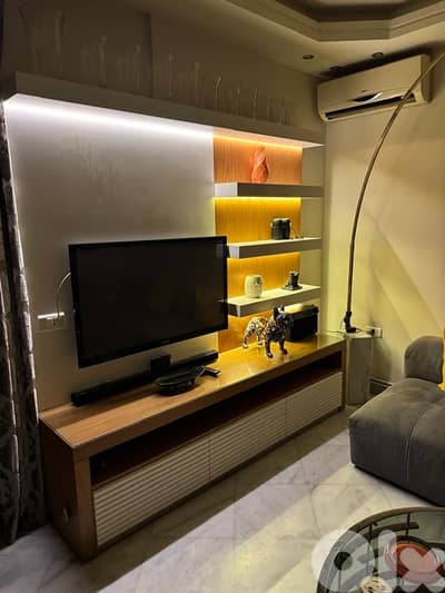 صالونين كاملين للبيع!