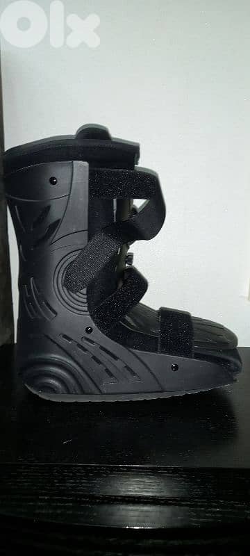 Ankle Splint (Walking Boot Style) دعّامة طبية لتثبيت الكاحل والقدم