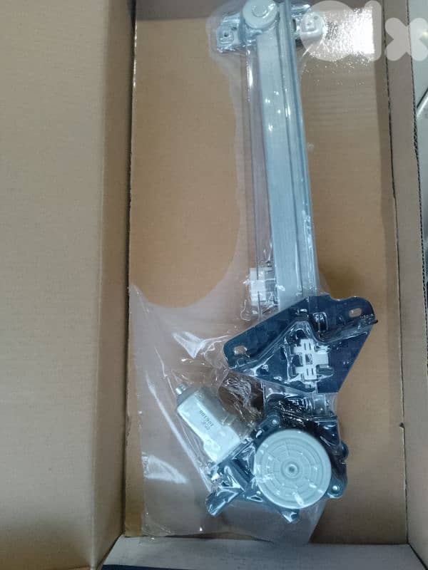 قطع غيار السيارات جديدة 1