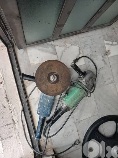 صاروخين كبار