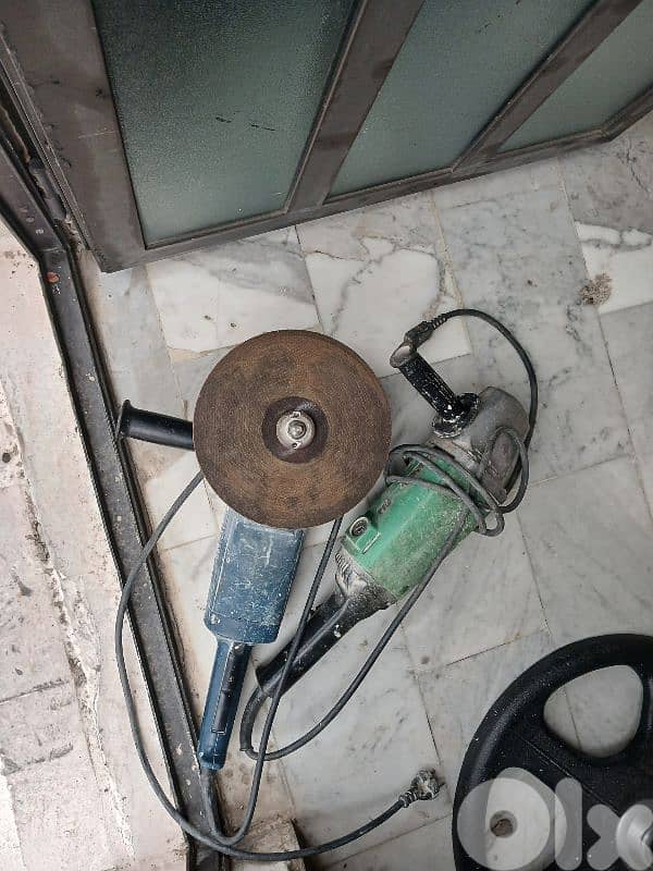 صاروخين كبار 0