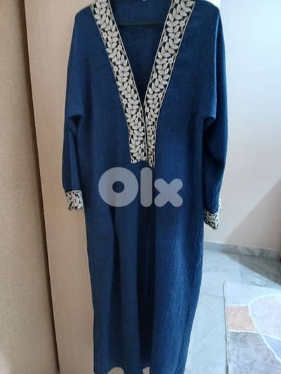 عبايات  ملونة