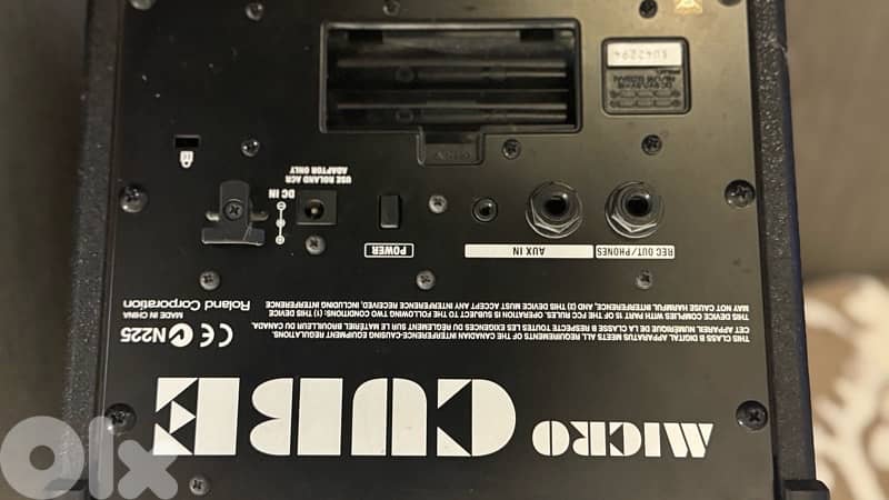 Samick Acoustic-Electric Guitar + Roland Amplifier 1