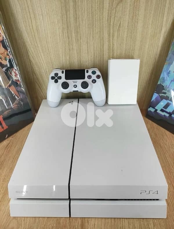 ps4 white one joystick+gta 5 0