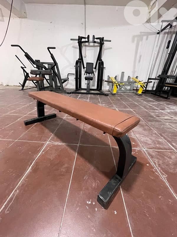 Flat bench like new 1