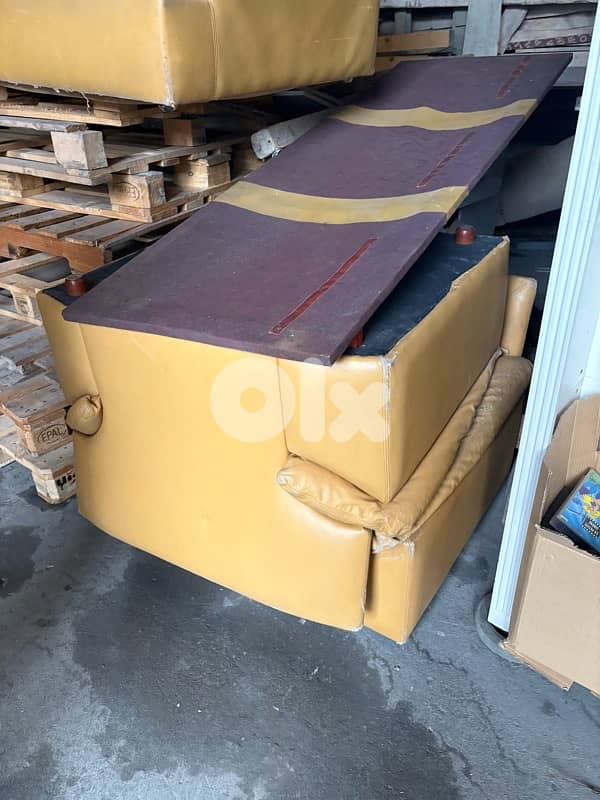 sofa كنبة 5 مقاعد جلد حقيقي للبيع 0