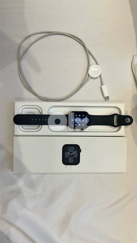 APPLE WATCH SE2 44mm 0