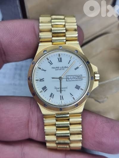 ساعات وقلام اصلي