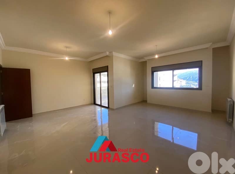 apartment for sale in ballouneh 185m / شقة للبيع في بلونة ١٨٥ متر 0