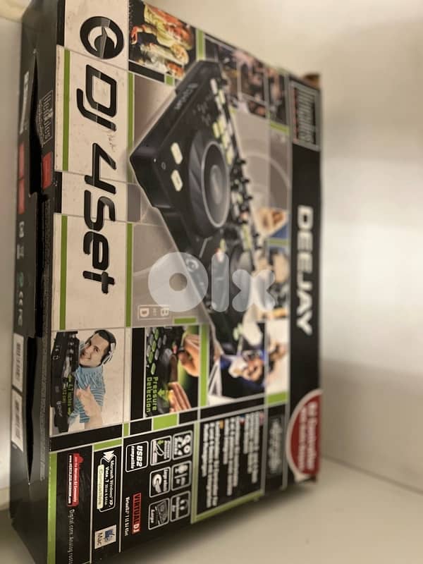 DJ Controller - Hercules DJ 4Set 1