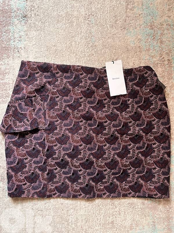 ZARA BERSHKA SKIRTS NEW IN TAG 0