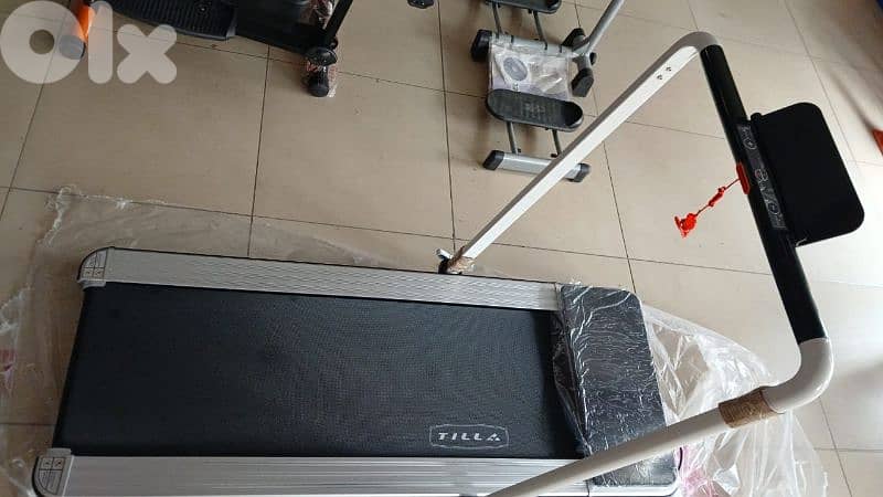 Treadmill Foldable مكينة مشي قابلة للطي 0