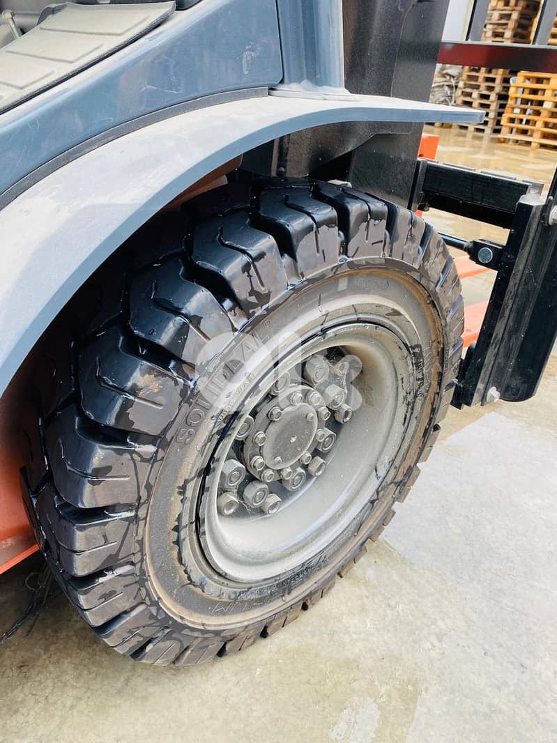 Toyota 2.5Ton Forklift 2024 7