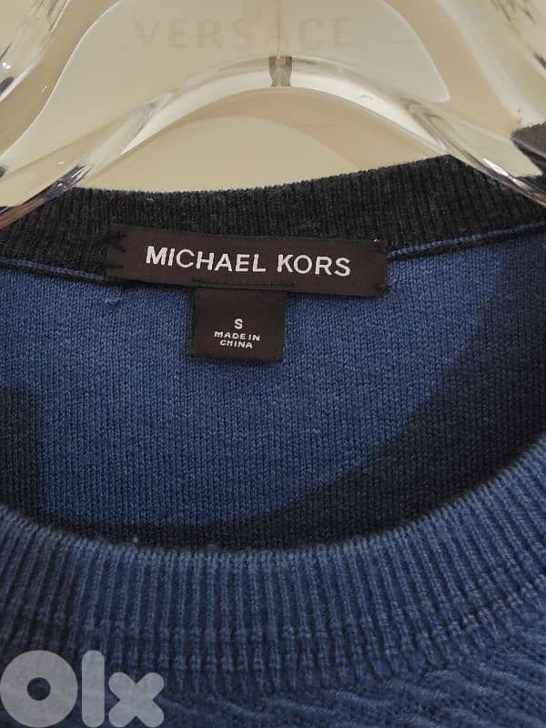 Mickael kors size small 1