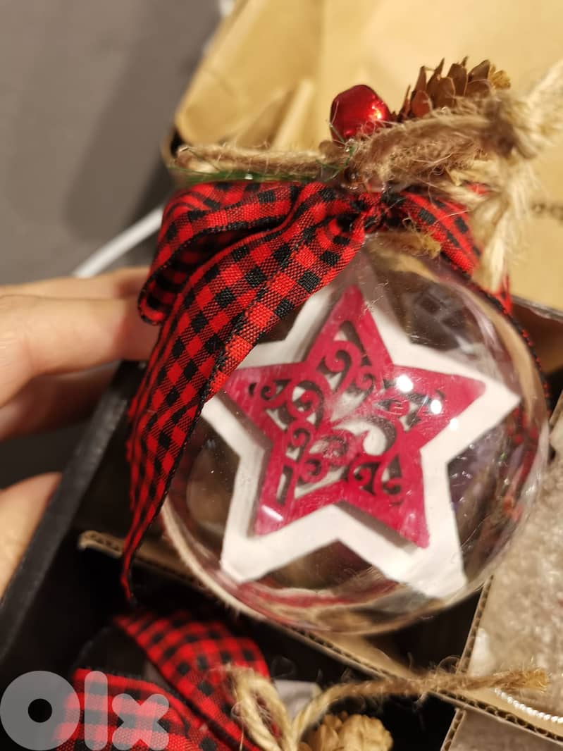 Gorgeous, Full-Profile Big Christmas tree +  (ex 8