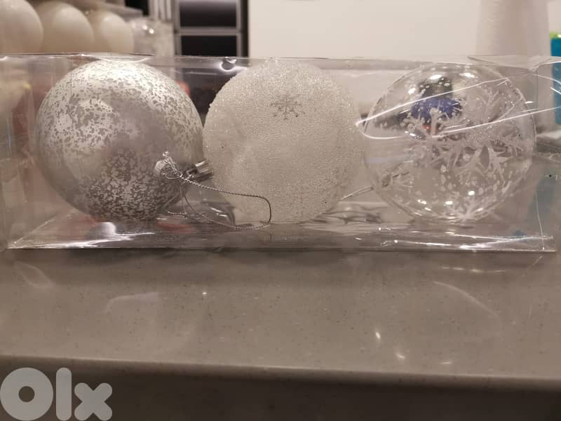 Gorgeous, Full-Profile Big Christmas tree +  (ex 12