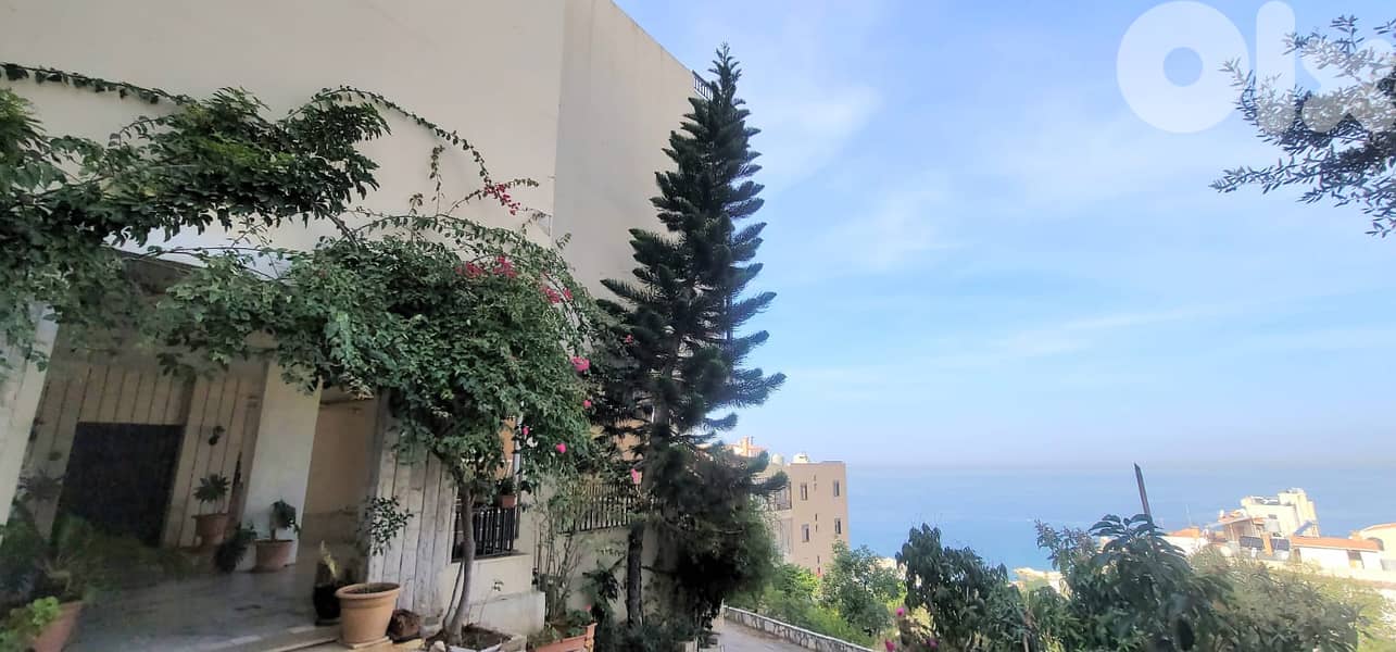 L19792 - 600 Sqm Building For Sale in Okaybe 1