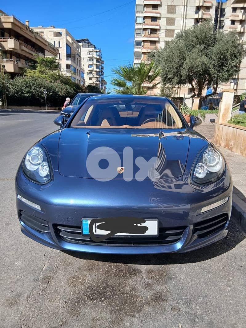 Porsche Panamera S 0