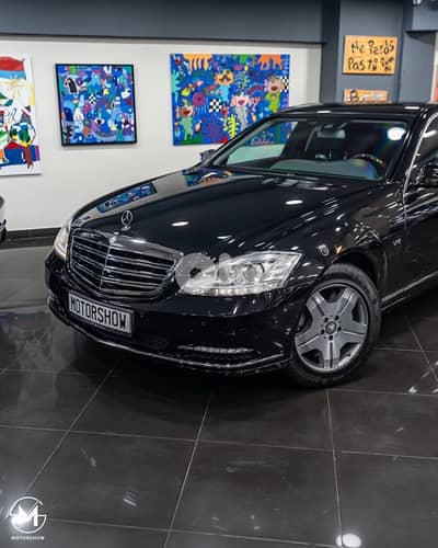 Mercedes-Benz S-Class 2011