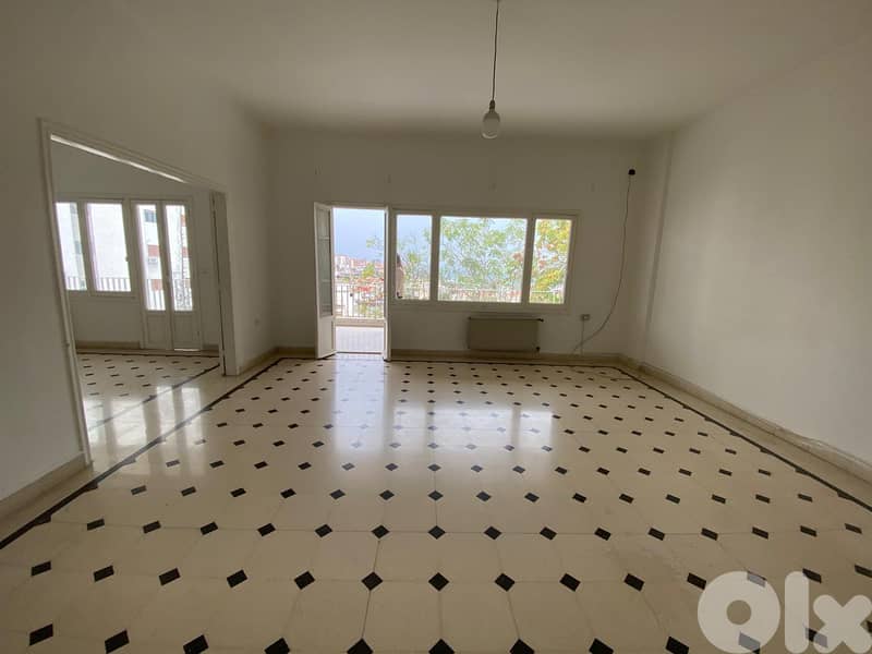 Apartment for Rent in Haret Sakher - شقة للإيجار في حارة صخر 0