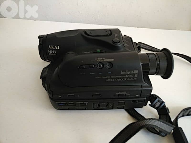 Vintage Akai V8 PV-M4F video camera - Not Negotiable 0