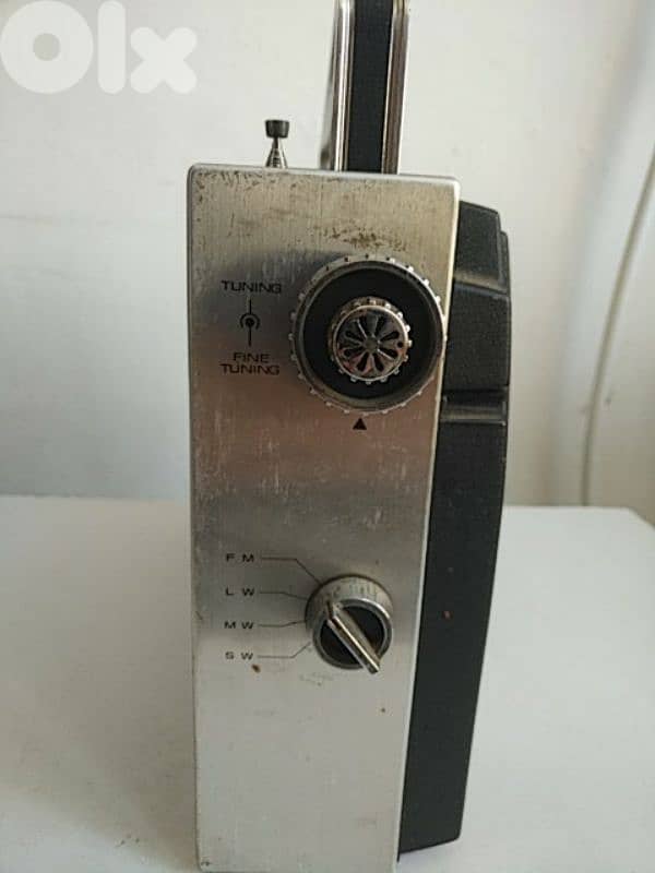 Vintage Silvano - Not Negotiable 3