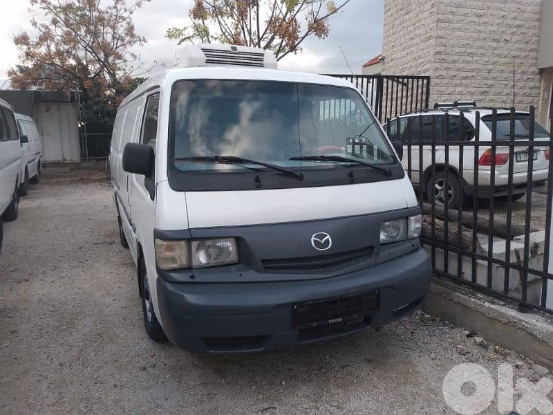 مازدا براد 2