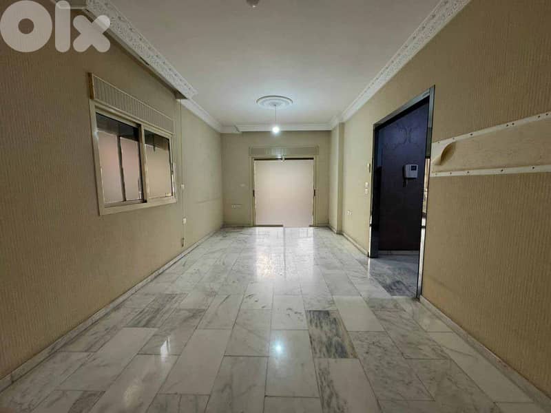 SPACIOUS APARTMENT IN AIN EL TINEH PRIME (170SQ) 3 BEDROOMS (JNR-459) 0