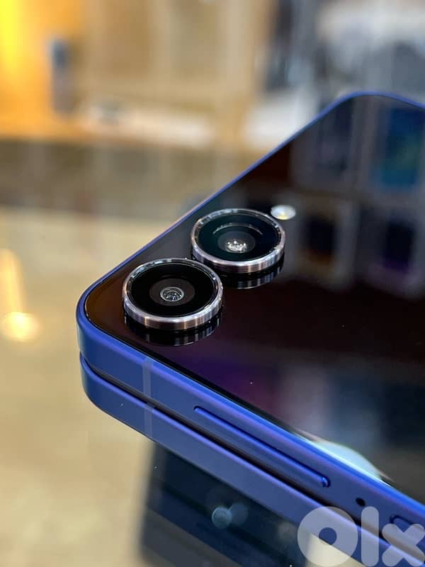 Samsung Galaxy Z flip 7 5