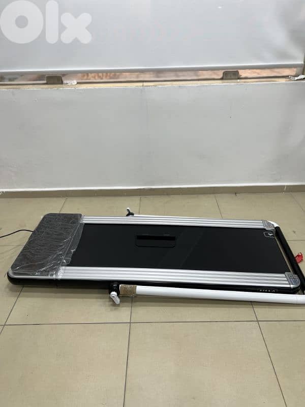 Foldable treadmill مكينة مشي 1