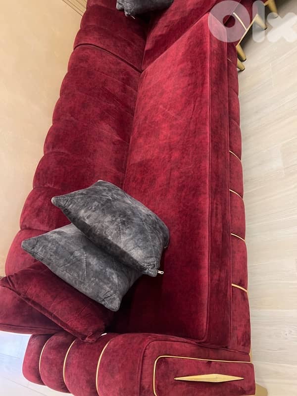 بيع صالون مستعمل نضيف 600$ 1