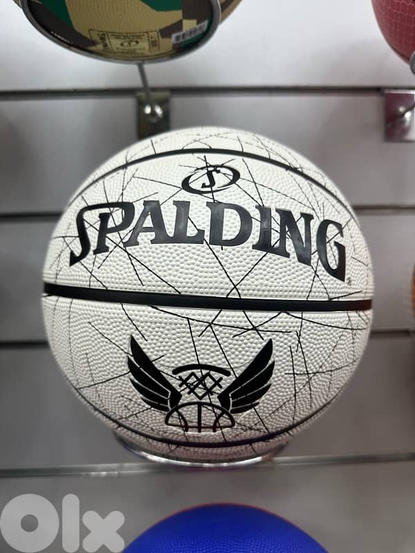 Spalding basketball 0