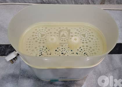 Sterilizer Avent working in good condition